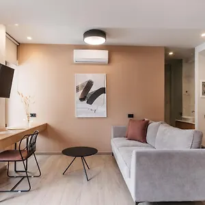 The & (adults Only) מלון העיירה רתימנו