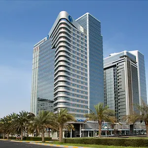 Pearl Rotana Capital Centre מלון אבו דאבי