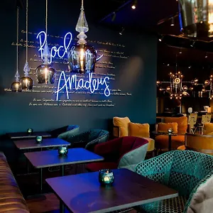 https://motel-one-salzburg-mirabell.salzburghotels.net