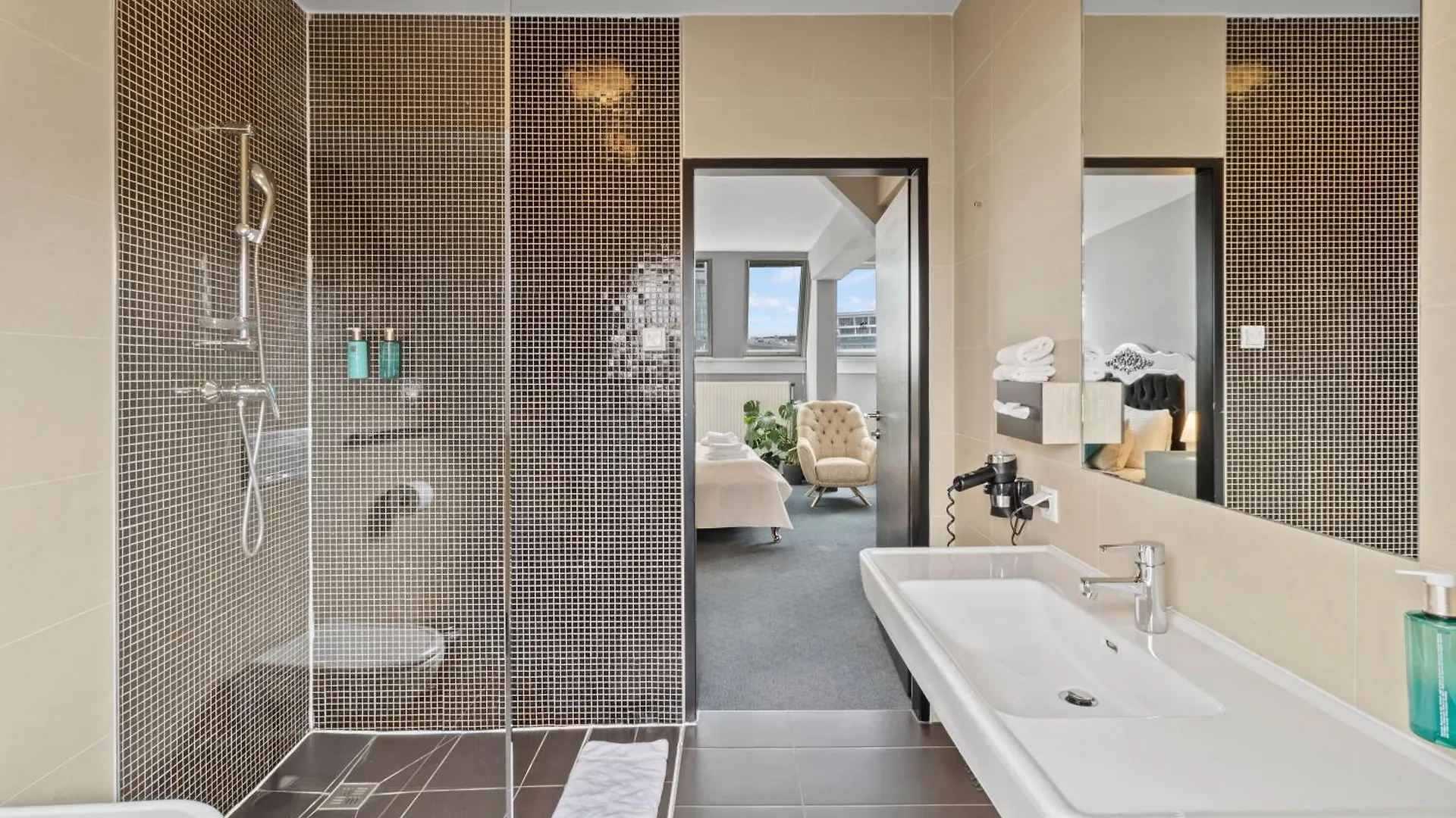 Hotel George Вена 4*,  Австрия